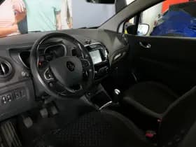 Renault Captur thumbnail 19