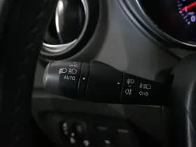 Renault Captur thumbnail 24