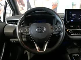 Toyota Corolla thumbnail 13