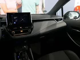 Toyota Corolla thumbnail 18
