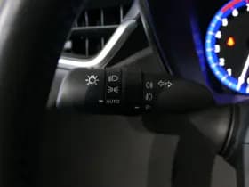 Toyota Corolla thumbnail 24