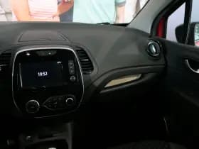 Renault Captur thumbnail 18