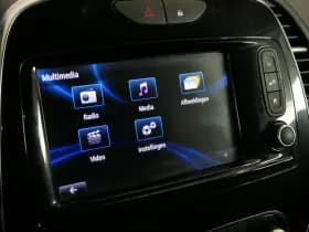 Renault Captur thumbnail 34