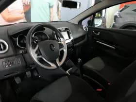 Renault Clio thumbnail 21