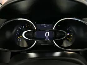 Renault Clio thumbnail 25