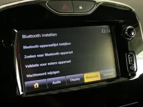 Renault Clio thumbnail 36