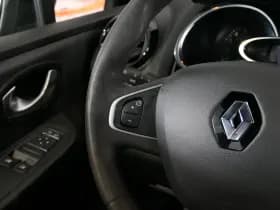 Renault Clio thumbnail 12