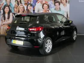 Renault Clio thumbnail 3
