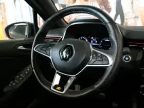 Renault Clio thumbnail 11
