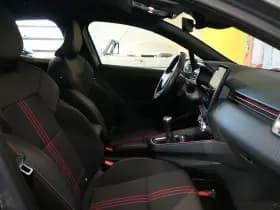 Renault Clio thumbnail 42