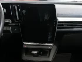 Renault Mégane E-Tech thumbnail 15