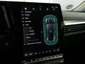 Renault Mégane E-Tech thumbnail 38