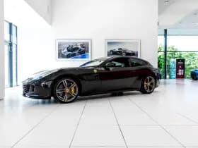Ferrari GTC4Lusso thumbnail 2