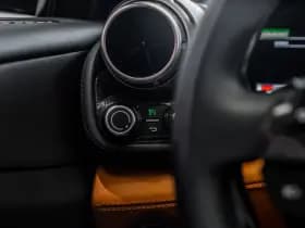 Ferrari GTC4Lusso thumbnail 8