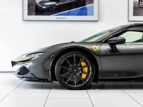 Ferrari SF90 Stradale thumbnail 19