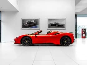 Ferrari SF90 Spider