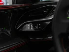 Ferrari SF90 Spider thumbnail 6