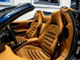 Ferrari SF90 Spider thumbnail 5