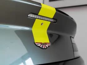 Aston Martin V8 Vantage thumbnail 27