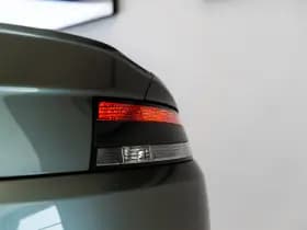 Aston Martin V8 Vantage thumbnail 28