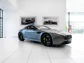 Aston Martin V8 Vantage thumbnail 4