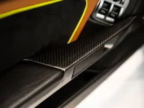 Aston Martin V8 Vantage thumbnail 36