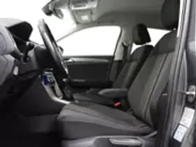 Volkswagen T-Roc 1.0 TSI 110 PK Style thumbnail 22