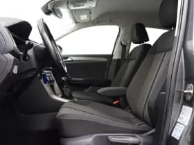 Volkswagen T-Roc 1.0 TSI 110 PK Style thumbnail 7