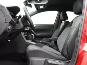 Volkswagen Taigo 1.0 TSI DSG R-Line thumbnail 9