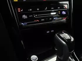 Volkswagen T-Roc 1.5 TSI DSG R-Line thumbnail 15