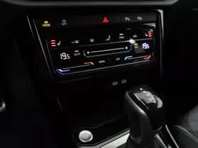 Volkswagen T-Roc 1.5 TSI R-Line thumbnail 16