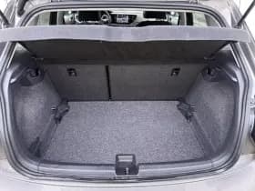 Volkswagen Polo 1.0 TSI R-Line Edition thumbnail 9