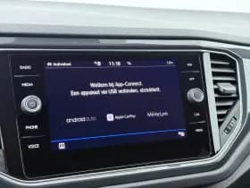 Volkswagen T-Roc 1.5 TSI R-Line thumbnail 11