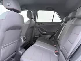 Volkswagen T-Roc 1.5 TSI R-Line thumbnail 8