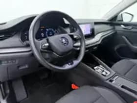 Škoda Octavia Combi 1.0 e-TSI Business Edition thumbnail 17