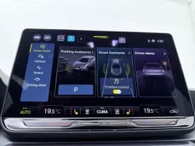 SEAT Leon 1.5 TSI e-Hybrid FR Business thumbnail 11