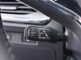 Škoda Enyaq iV 60 Selection thumbnail 11