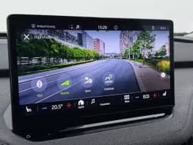 Škoda Enyaq iV 60 Selection thumbnail 18