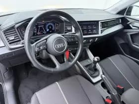 Audi A1 Sportback 25 TFSI Pro Line thumbnail 4