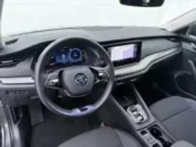 Škoda Octavia Combi 1.0 e-TSI Business Edition thumbnail 15