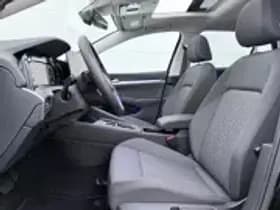 Volkswagen Golf 1.5 eHybrid Life Edition thumbnail 16