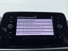 Volkswagen T-Roc 1.5 TSI Life Edition thumbnail 11