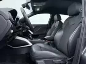 Audi Q2 35 TFSI S-line thumbnail 15
