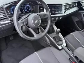 Audi A1 Sportback 25 TFSI Pro Line thumbnail 4