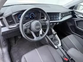 Audi A1 Sportback 25 TFSI Pro Line thumbnail 4