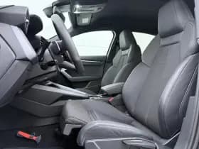 Audi A3 Limousine 30 TFSI S-line thumbnail 4