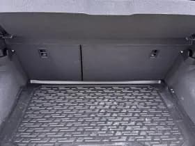 Volkswagen Polo 1.0 TSI R-Line thumbnail 9