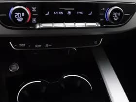 Audi A4 Avant 35 TFSI S edition thumbnail 15