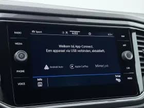 Volkswagen T-Roc 1.5 TSI Sport R-line thumbnail 10