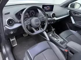 Audi Q2 35 TFSI S-line thumbnail 4